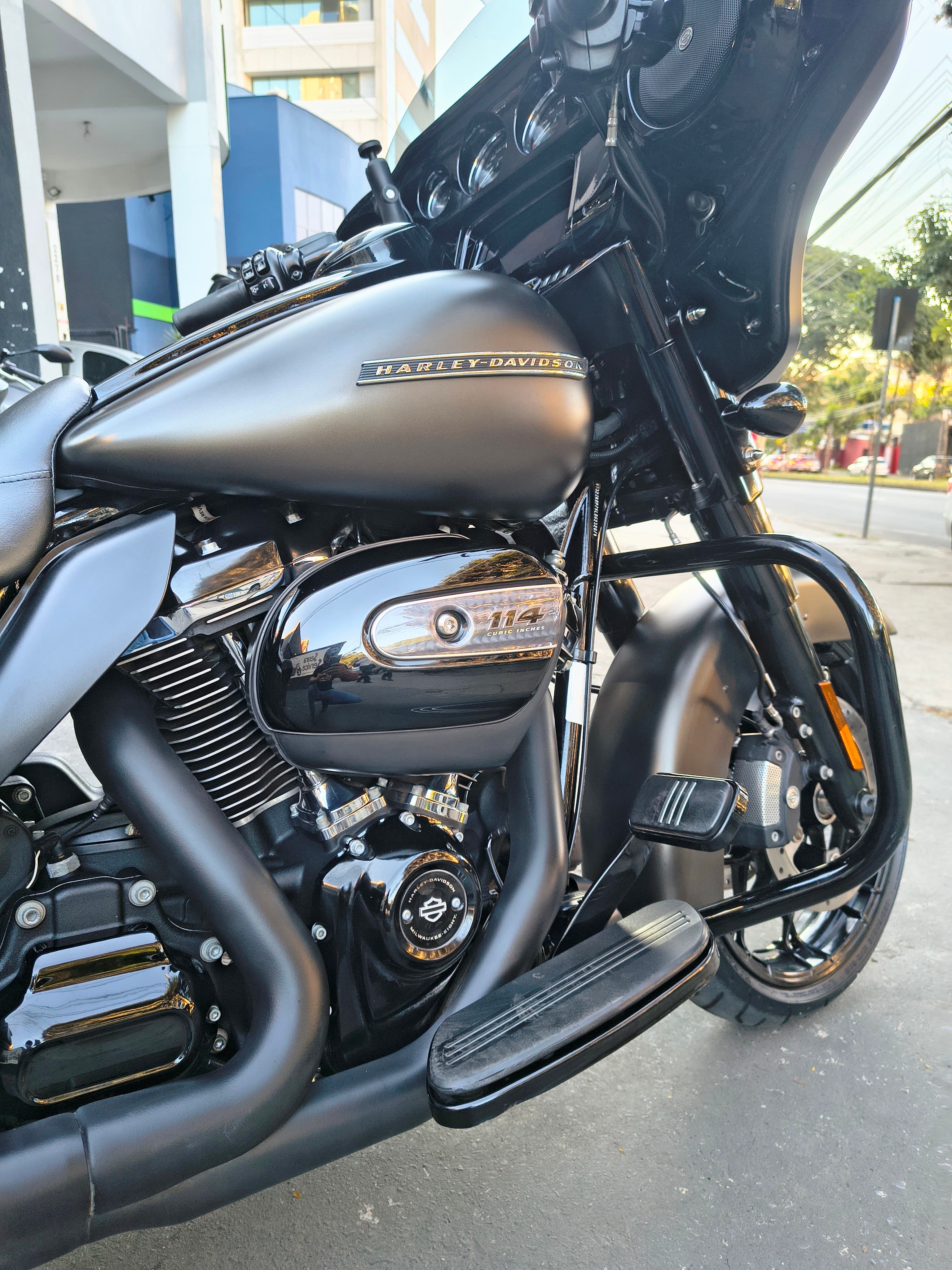Harley Davidson  Street Glide Special FLHXS  5