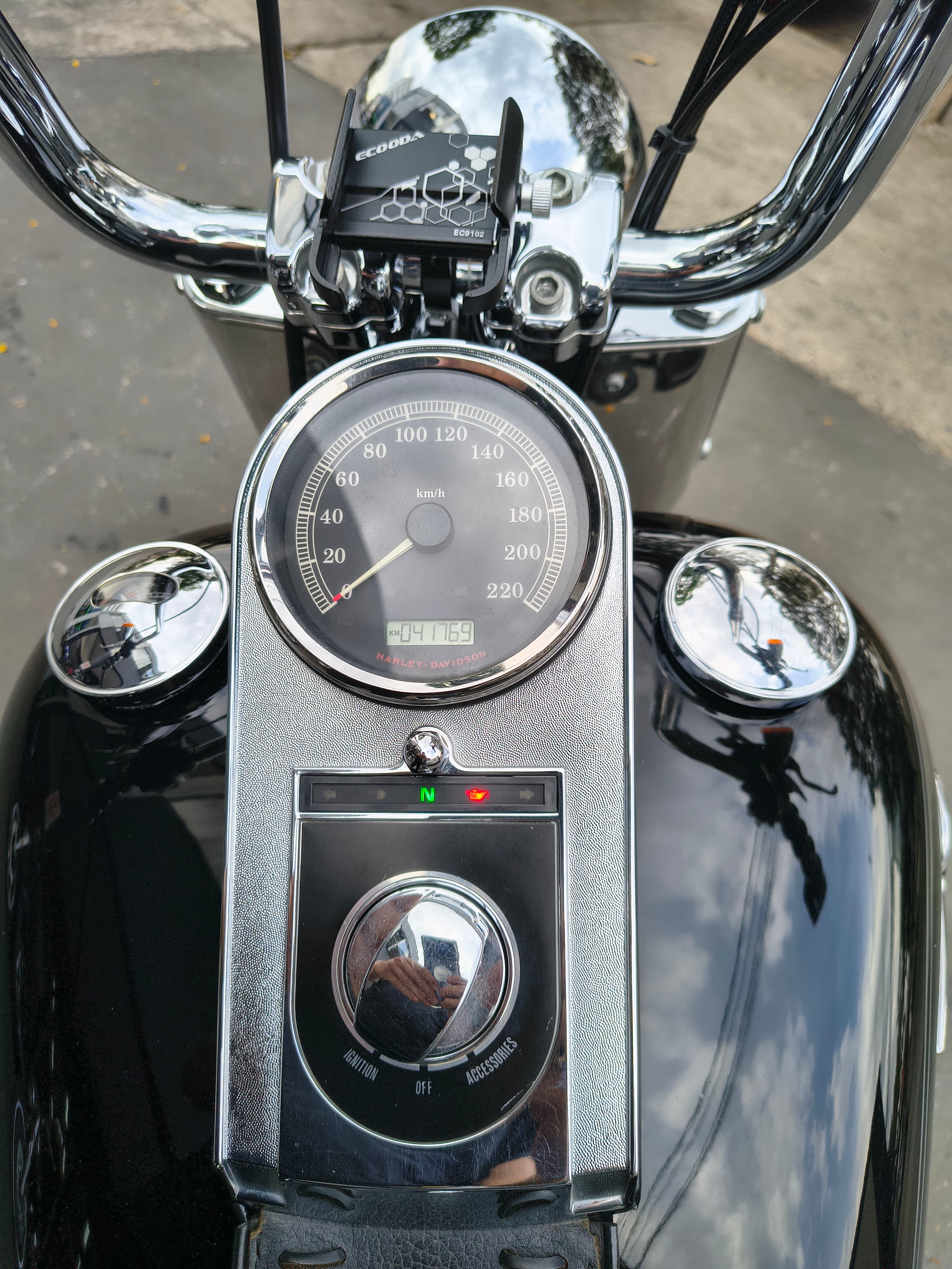 Harley-Davidson Fat Boy FLSTF 2011 7