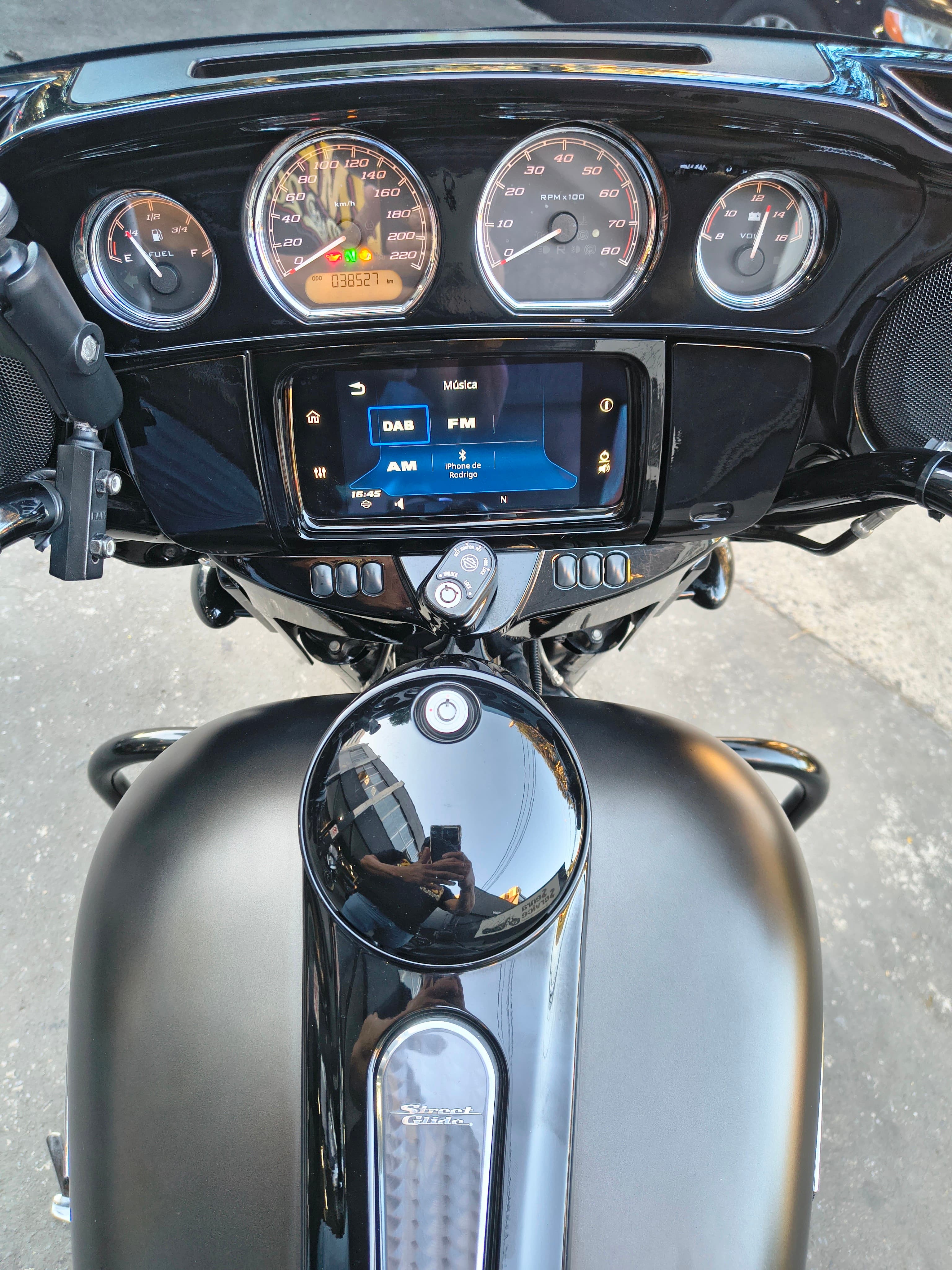 Harley Davidson  Street Glide Special FLHXS  3