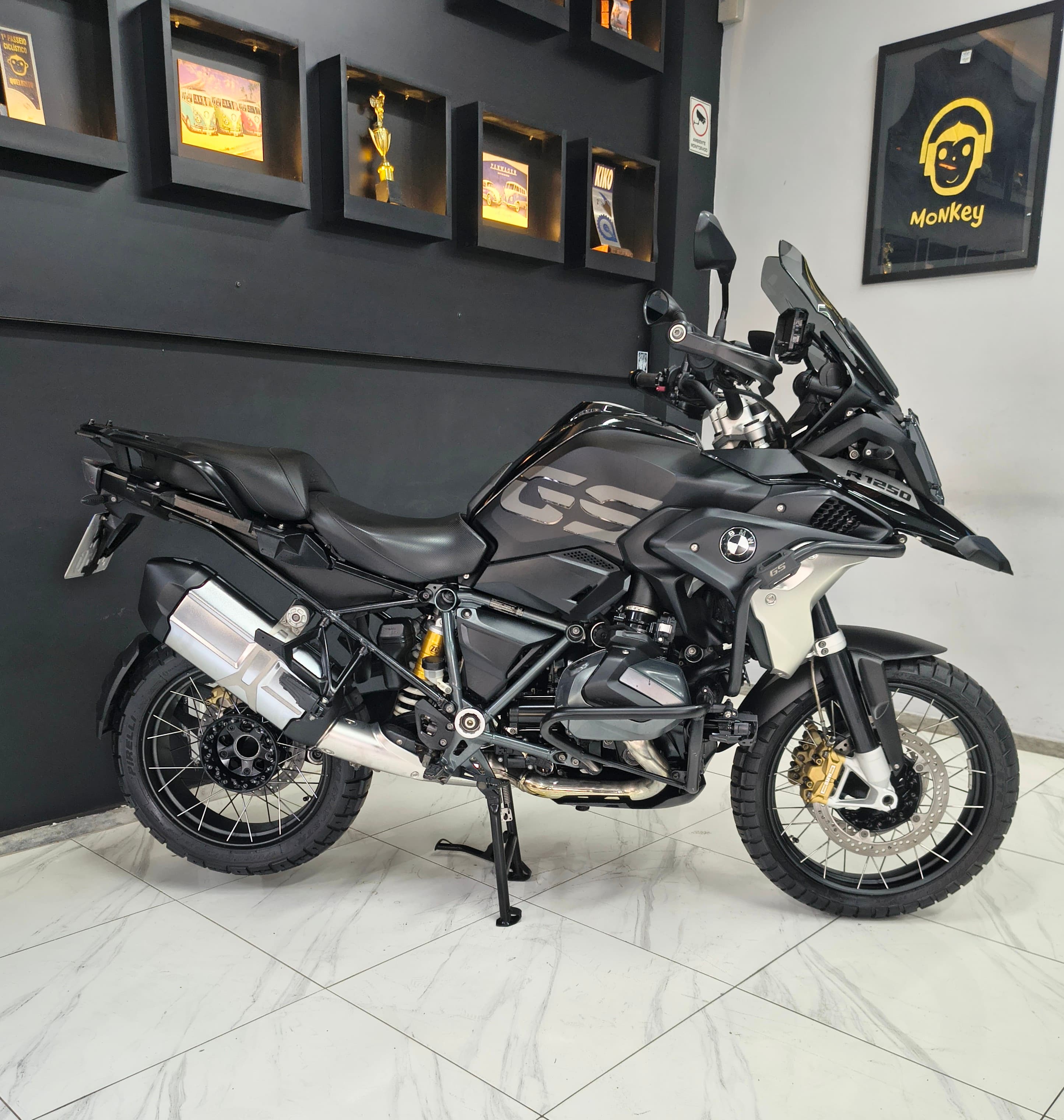 BMW  R 1250 GS Premium Exclusive  3