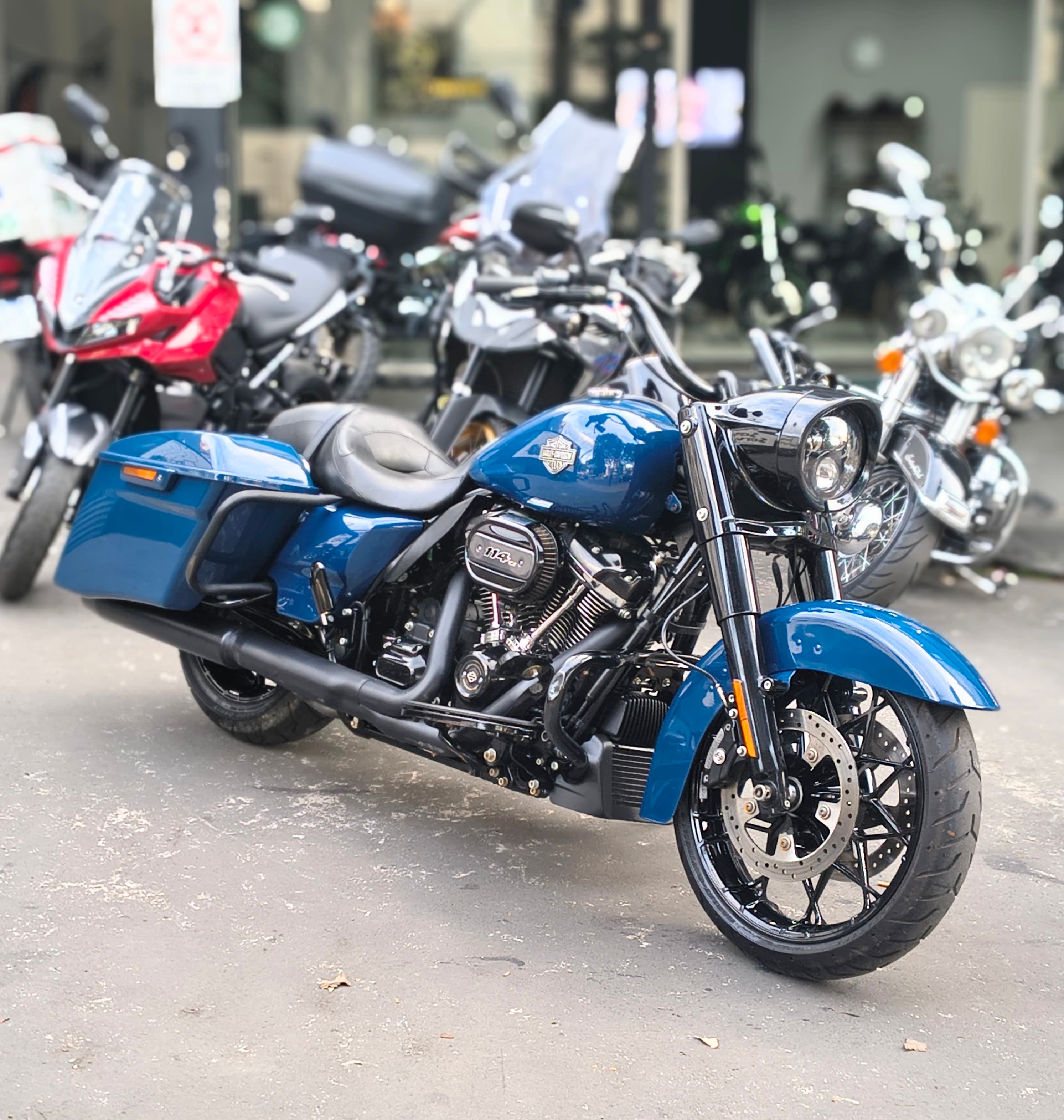 Harley Davidson Road King Special FLHRXS